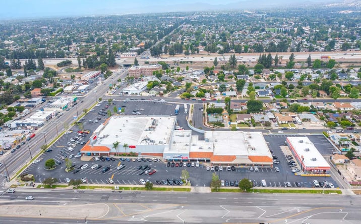 Pictures of Retail property located at 10349 Sepulveda Blvd, Los Angeles, CA 91345 for lease - image #1