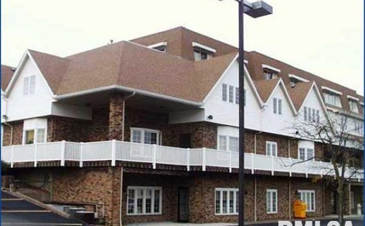 Pictures of Office property located at 2435 KIMBERLY Road 200S, Bettendorf, IA 52722 for lease - image #1