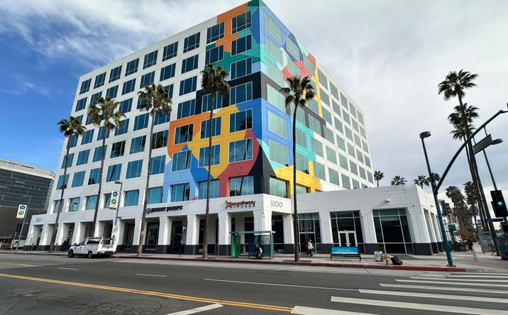 Pictures of Retail property located at 5200 Lankershim Blvd, North Hollywood, CA 91601 for lease - image #1