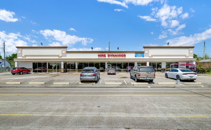 Pictures of Retail, Office, Restaurant property located at 614 Park St, Baytown, TX 77520 for lease - image #1