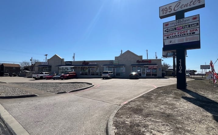 Pictures of Retail property located at 1104 Kathey Dr, Killeen, TX 76542 for lease - image #1