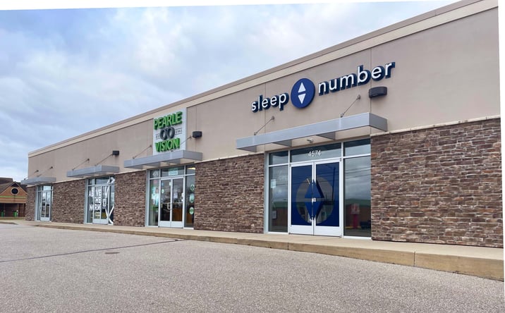 Pictures of Retail property located at 4578-4580 Miller Road, Flint, MI 48507 for lease - image #1