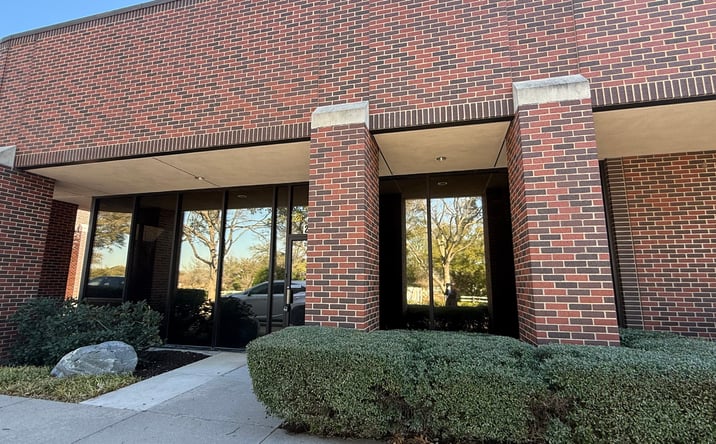 Pictures of Industrial, Office property located at 2532 Highlander Way, Carrollton, TX 75006 for lease - image #1