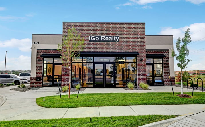 Pictures of Office property located at 10250 Idalia St, Commerce City, CO 80022 for lease - image #1