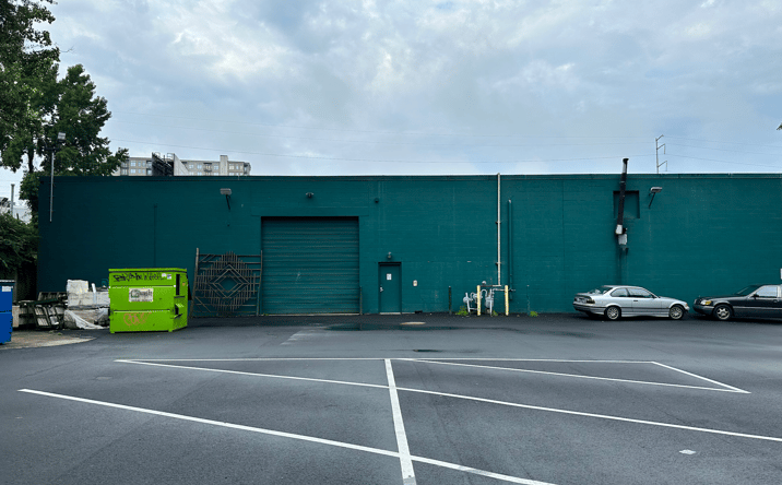 Pictures of Retail, Office, Restaurant property located at 3097 Piedmont Rd NE, Atlanta, GA 30305 for lease - image #1