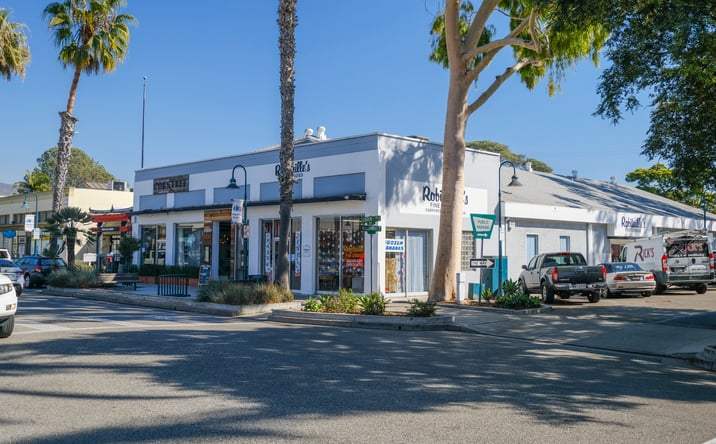 Pictures of Retail property located at 900 Linden Ave, Carpinteria, CA 93013 for lease - image #1