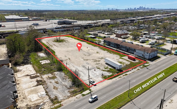 Pictures of Land property located at 7708 Chef Menteur Hwy, New Orleans, LA 70126 for lease - image #1