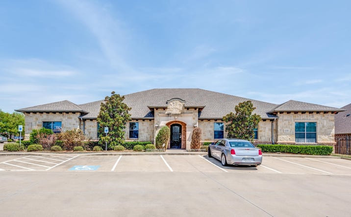 Pictures of Office property located at 8209 Mid Cities Blvd, North Richland Hills, TX 76182 for lease - image #1