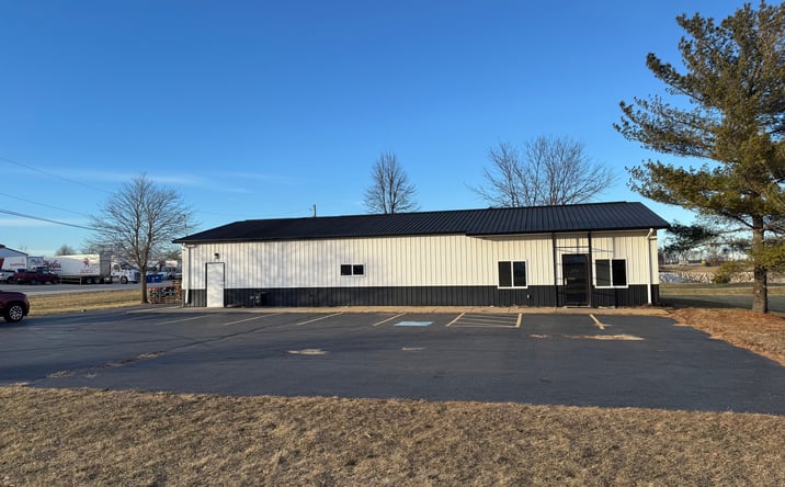 Pictures of Industrial property located at 9 Enterprise Dr, La Salle, IL 61301 for lease - image #1