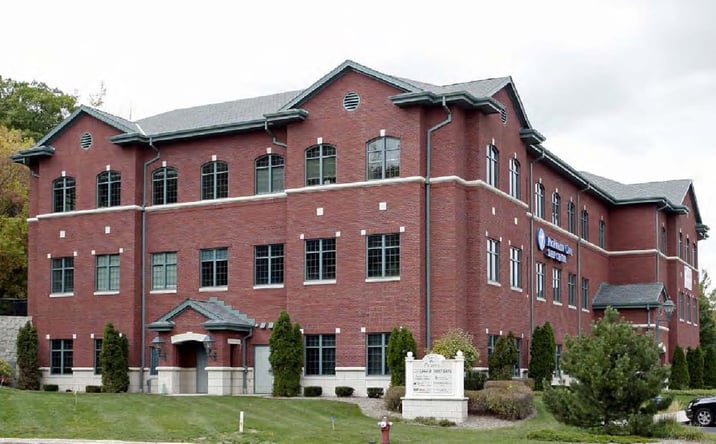Pictures of Office property located at 2301 Sun Valley Drive, Delafield, WI 53018 for lease - image #1