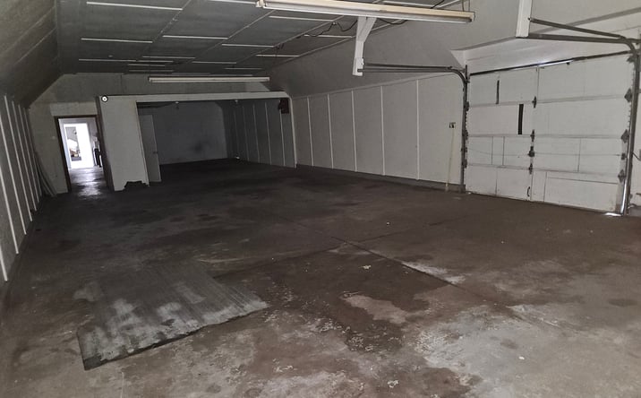 Pictures of Office, Industrial, Special Purpose property located at 13608 Hangar Rd, Lawrenceville, IL 62439 for lease - image #1
