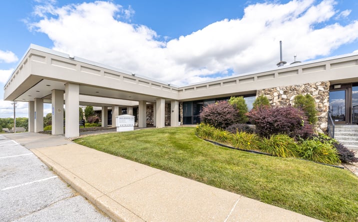 Pictures of Office property located at 11704 W Center Rd, Omaha, NE 68144 for lease - image #1