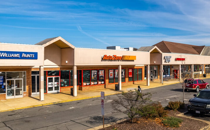 Pictures of Retail property located at 640-698 Elden Street, Herndon, VA 20170 for lease - image #1