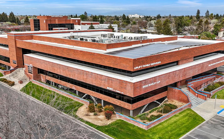 Pictures of Office property located at 6051 N Fresno St, Fresno, CA 93710 for lease - image #1