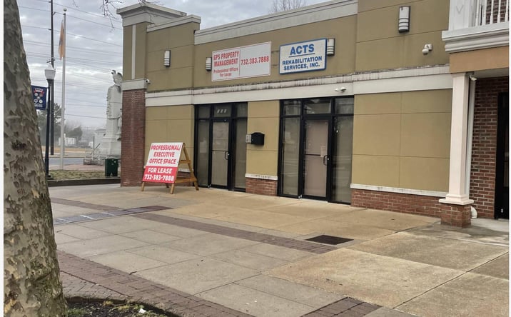 Pictures of Office property located at 500 E Landis Ave, Vineland, NJ 08360 for lease - image #1