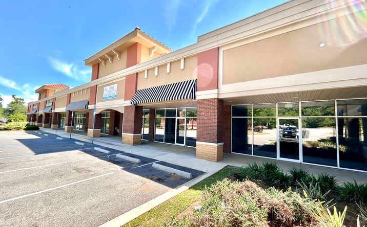 Pictures of Retail, Office property located at 2459 Mahan Dr, Tallahassee, FL 32308 for lease - image #1