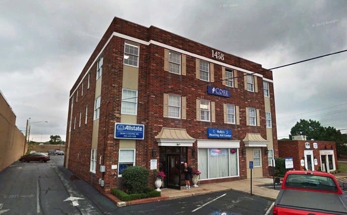 Pictures of Office property located at 1438 SOM Center Road, Mayfield Heights, OH 44124 for lease - image #1