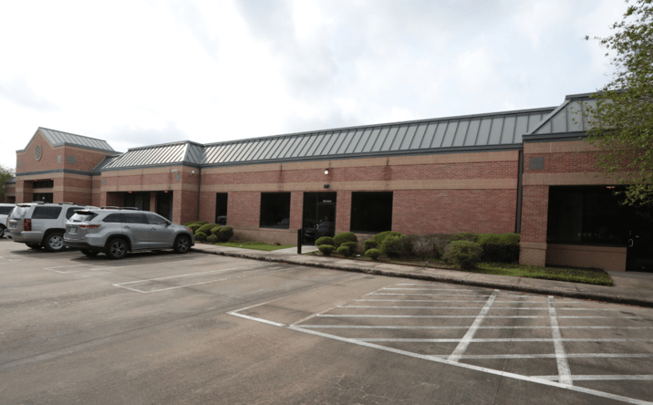 Pictures of Retail, Office, Special Purpose property located at 16035 Lexington Blvd, Sugar Land, TX 77479 for lease - image #1