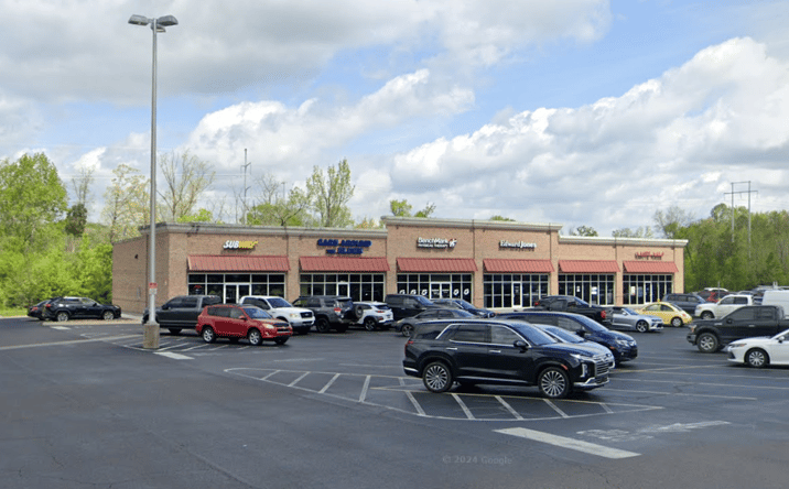 Pictures of Retail, Office property located at 2120 U.S. 411, Vonore, TN 37885 for lease - image #1