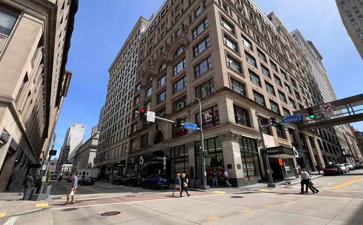 Pictures of Retail property located at 400 Fifth Ave, Pittsburgh, PA 15219 for lease - image #1