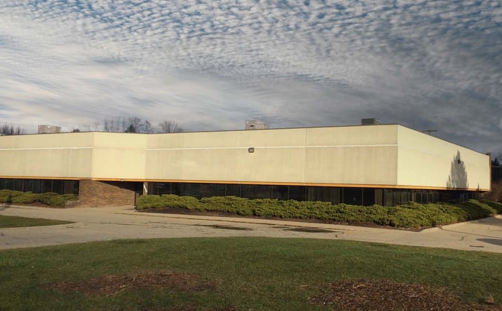 Pictures of Industrial property located at 1450 E Highwood, Pontiac, MI 48340 for lease - image #1