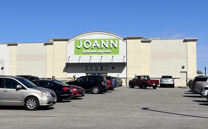 Pictures of Restaurant, Retail, Industrial property located at 3051 WABASH Avenue, Springfield, IL 62704 for lease - image #1