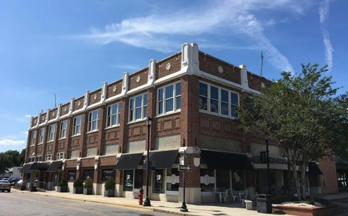 Pictures of Retail property located at 330 Evans St, Greenville, NC 27858 for lease - image #1