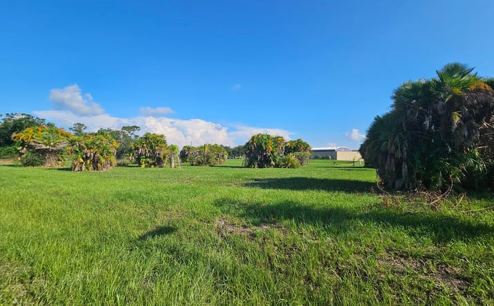 Pictures of Retail property located at E Shell Point Rd, Ruskin, FL 33570 for lease - image #1
