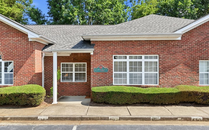 Pictures of Office property located at 1007 Weatherstone Pkwy, Woodstock, GA 30188 for lease - image #1