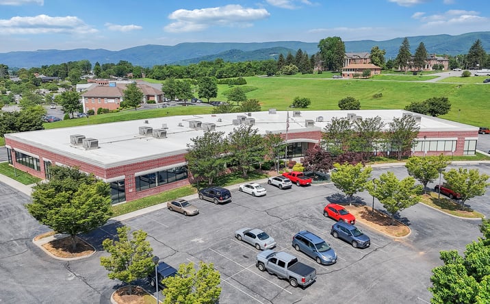 Pictures of Office property located at 1051 Texas St, Salem, VA 24153 for lease - image #1