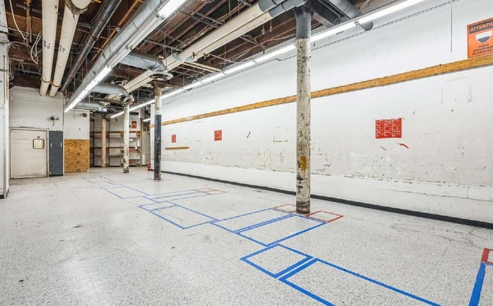Pictures of Retail property located at 701 Market Street, Philadelphia, PA 19106 for lease - image #1