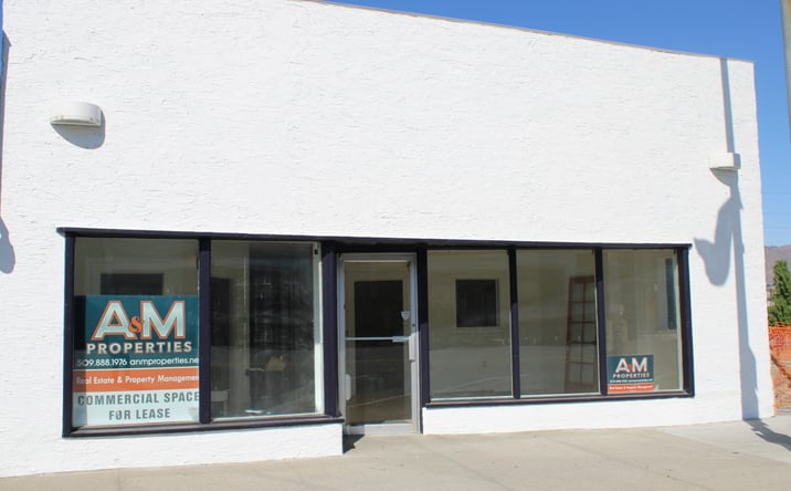 Pictures of Retail, Office property located at 858 Valley Mall Pkwy, East Wenatchee, WA 98802 for lease - image #1