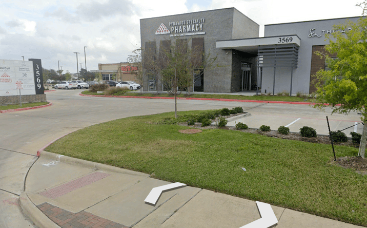 Pictures of Office property located at 3569 Business Center Dr, Pearland, TX 77584 for lease - image #1