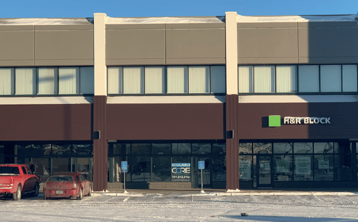 Pictures of Retail, Office, Restaurant property located at 800 Holiday Dr, Moorhead, MN 56560 for lease - image #1