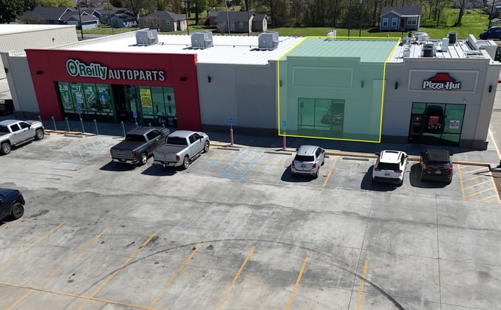 Pictures of Retail property located at 2929 Ruth St, Sulphur, LA 70665 for lease - image #1