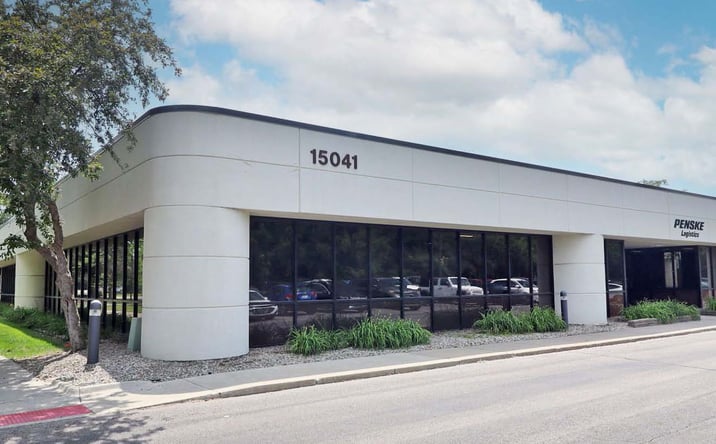 Pictures of Industrial property located at 15041 S Commerce Dr, Dearborn, MI 48120 for lease - image #1