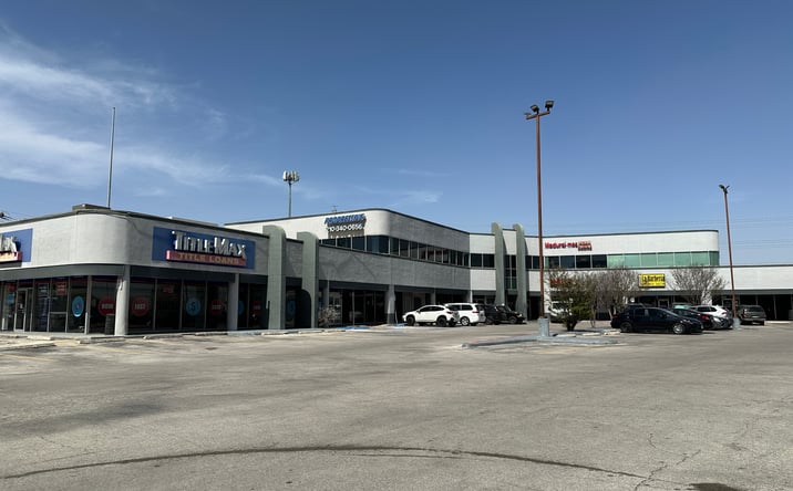 Pictures of Office property located at 5152 Fredericksburg Rd, San Antonio, TX 78229 for lease - image #1