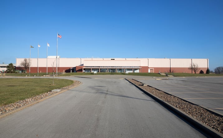 Pictures of Industrial property located at 11401 N Congress Ave, Kansas City, MO 64153 for lease - image #1