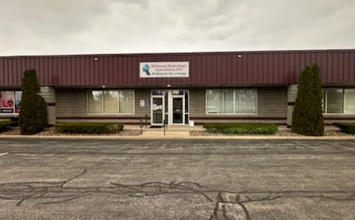 Pictures of Retail, Office property located at 2105 Northwinds Dr, Dyer, IN 46311 for lease - image #1