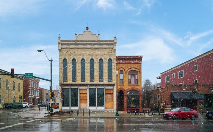 Pictures of Office, Restaurant, Special Purpose property located at 1000 S State St, Lockport, IL 60441 for lease - image #1
