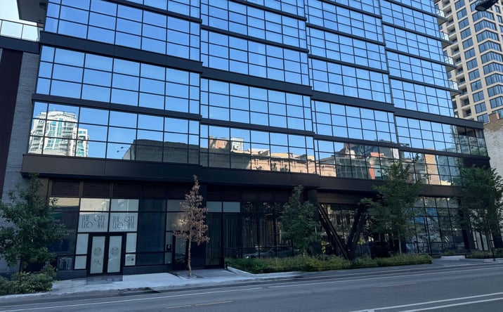Pictures of Retail property located at 737 North Wells St, Chicago, IL 60654 for lease - image #1