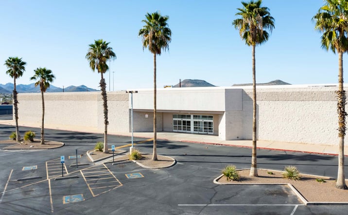 Pictures of Retail property located at 3660 S 16th Ave, Tucson, AZ 85713 for lease - image #1