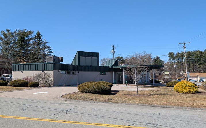 Pictures of Retail property located at 122 Northeastern Blvd, Nashua, NH 03062 for lease - image #1
