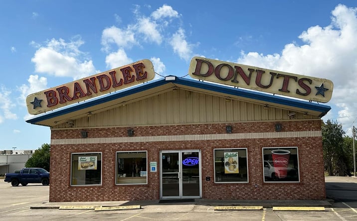 Pictures of Retail, Restaurant property located at 11503 Eagle Dr, Baytown, TX 77523 for lease - image #1