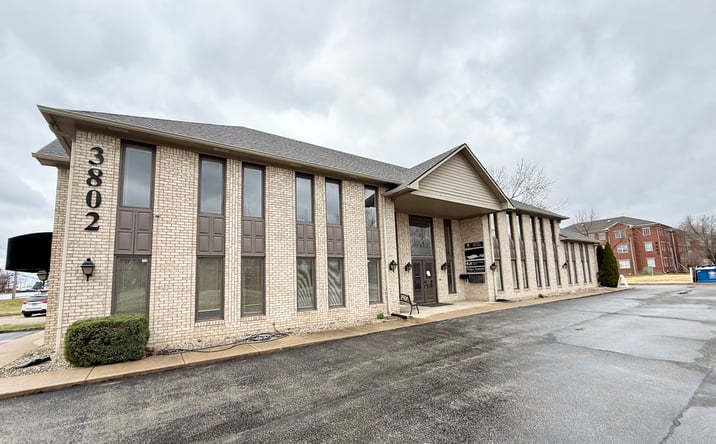 Pictures of Office property located at 3802 W 96th St, Indianapolis, IN 46268 for lease - image #1