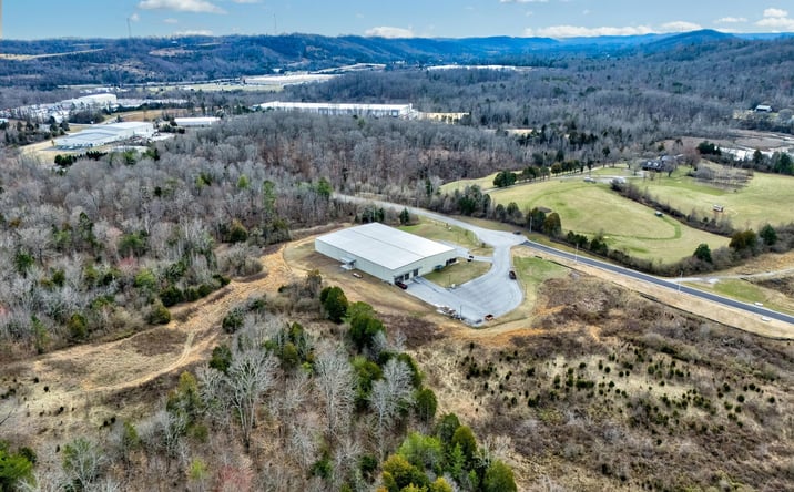 Pictures of Industrial property located at 490 Sam Rayburn Pkwy, Lenoir City, TN 37771 for lease - image #1