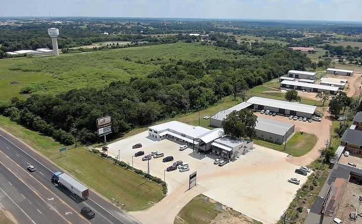 Pictures of Retail, Industrial, Restaurant property located at 2855 US Hwy 290 W, Brenham, TX 77833 for lease - image #1