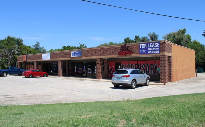 Pictures of Retail property located at 700 S. Air Depot, Midwest City, OK 73140 for lease - image #1