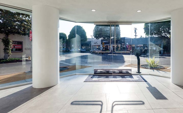 Pictures of Retail, Office property located at 864 S Robertson Blvd, Los Angeles, CA 90035 for lease - image #1