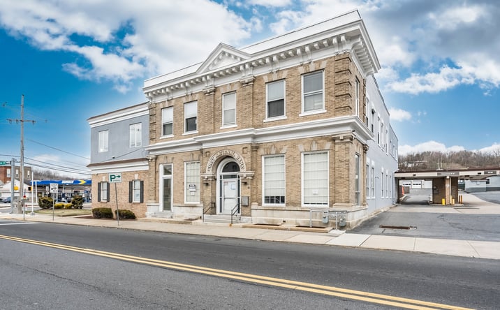 Pictures of Retail, Office property located at 107 E Main St, Bath, PA 18014 for lease - image #1
